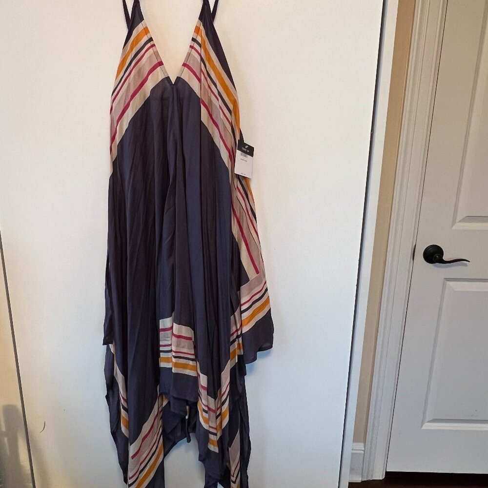Swimsuit Coverup, Asymmetrical, O'Neill; Size L